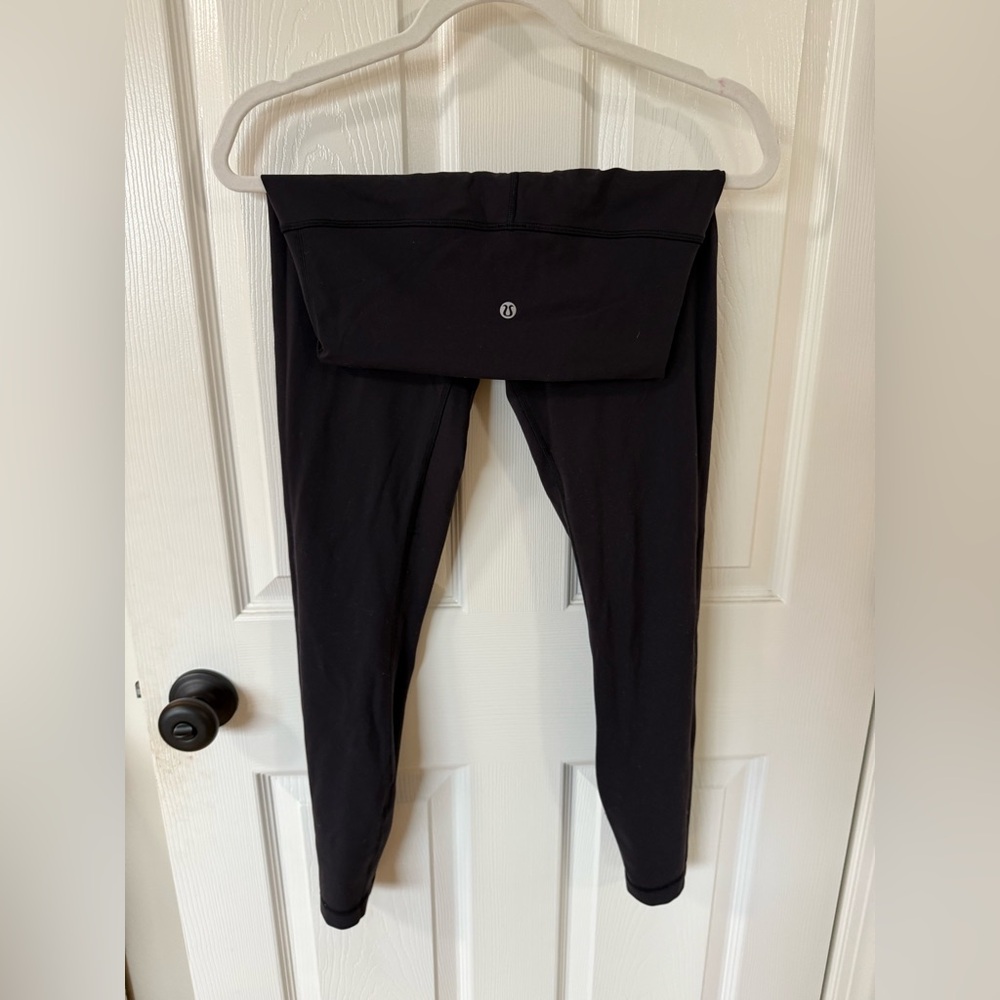 Women’s Lululemon Wunder Train Size 6 25”